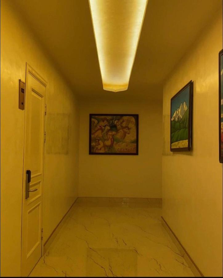 Barhat Hotel & Spa Taraz Buitenkant foto