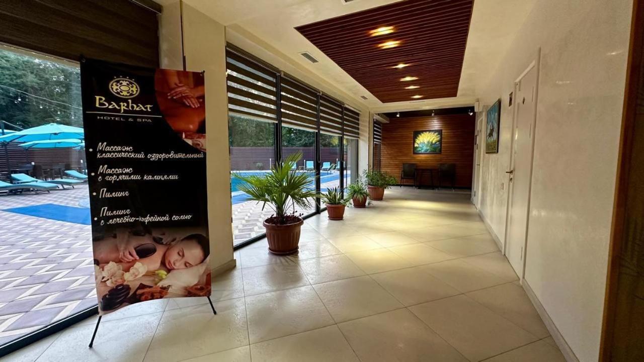 Barhat Hotel & Spa Taraz Buitenkant foto
